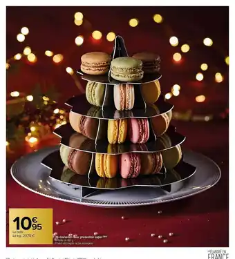 Carrefour 36 Macarons Avec Présentoir Sapin offre