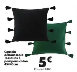 Maxi Bazar Coussin déhoussable Tasselina à pompons coton 45x45cm offre