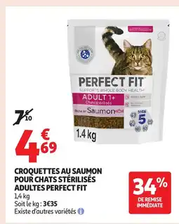Auchan PERFECT FIT Croquettes au saumon pour chats stérilisés adultes offre