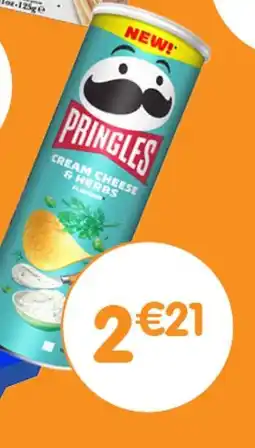 b&m PRINGLES Fromage frais & herbes offre