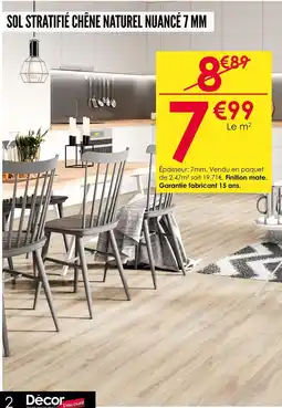 Décor Discount SOL STRATIFIÉ CHÊNE NATUREL NUANCÉ 7 MM offre