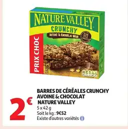 Auchan NATURE VALLEY Barres de céréales crunchy avoine & chocolat offre
