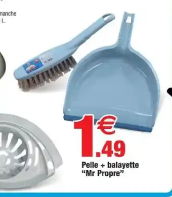 Bazarland Pelle + balayette Mr Propre offre