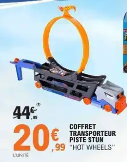 E.Leclerc Coffret Transporteur Piste Stun 'Hot Wheels' offre