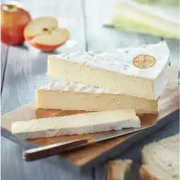 Carrefour REFLETS DE FRANCE Brie de Meaux A.O.P offre