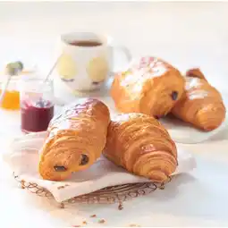 Carrefour CARREFOUR 2 croissants et 2 pains au chocolat ordinaires offre
