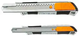 Brico Dépôt MAGNUSSON Lot 2 cutters 9 et 18 mm offre