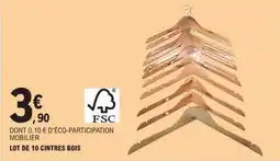 E.Leclerc LOT DE 10 CINTRES BOIS offre