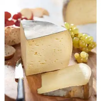 Carrefour POCHAT ET FILS Tomme de montagne La Pointe Percée offre