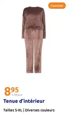 Action Tenue d'intérieur offre