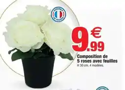 Bazarland Composition de 5 roses avec feuilles offre