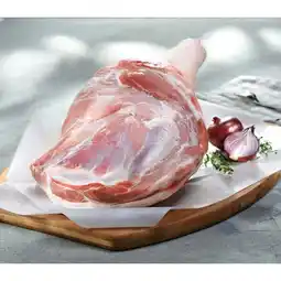 Carrefour Market Porc : épaule entière avec os offre