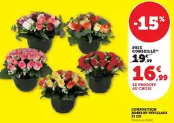 Super U Composition roses et feuillage 33 cm offre