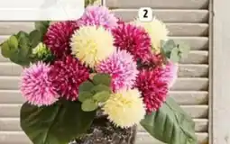 L'incroyable Bouquet boule de mums et eucalyptus offre