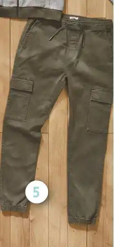 Intermarché gémo Pantalon homme offre