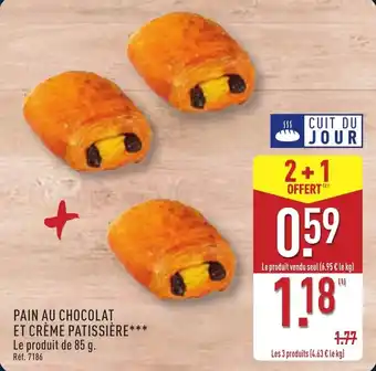 Pain au chocolat et crème patissière