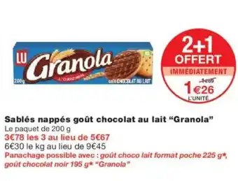 Monoprix GRANOLA Sablés nappés goût chocolat au lait offre