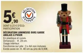 E.Leclerc DÉCORATION LUMINEUSE OURS GARDE ANGLAIS À POSER offre