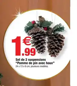 Bazarland Set de 2 suspensions Pomme de pin avec houx offre