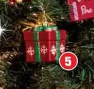 Bazarland Le lot de 4 suspensions Cadeaux offre