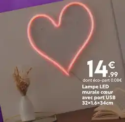 Maxi Bazar Lampe LED murale cœur avec port USB offre