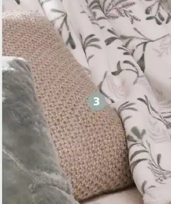 Auchan Coussin carre caty offre