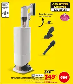 Super U Electrolux aspirateur balai avec base offre