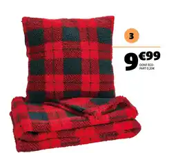 Gifi Kit coussin + plaid coussin offre