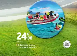 Intermarché Hyper Bateau de pompier et scooter des mers offre