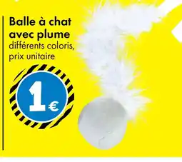 TEDi Balle à chat avec plume offre