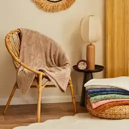 Carrefour Plaid embossed flanelle offre