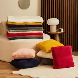 Carrefour Plaid sherpa offre