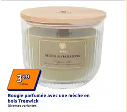 Action Bougie parfumée avec une mèche en bois treewick offre