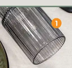 b&m Lot de 4 verres hauts striés gris fumé : offre