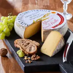 Carrefour Carrefour saint-nectaire fermier a.o.p. affiné sur paille offre