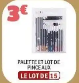 La Foir'Fouille Palette et lot de pinceaux offre