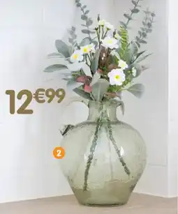 b&m Vase rond en verre avec anse offre