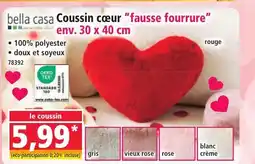 Norma BELLA CASA Coussin cœur fausse fourrure offre