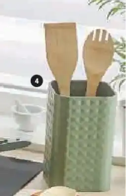 Hyper U Pot avec 4 ustensiles offre