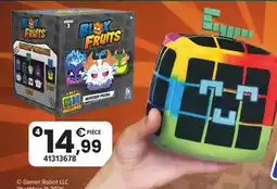 JouéClub Peluche mystere + code unique dlc serie 3 offre