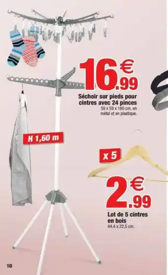 Bazarland Séchoir Sur Pieds Pour Cintres Avec 24 Pinces, Lot De 5 Cintres En Bois offre