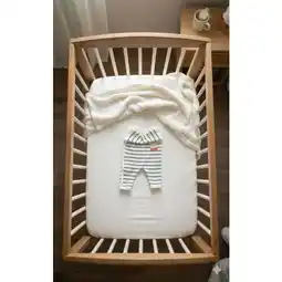 Carrefour Mlt sa combinaison bébé offre