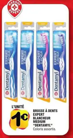 E.Leclerc Brosse à dents Expert Blancheur Medium Dentamyl offre