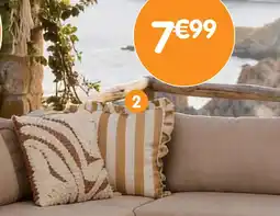 b&m Coussin rayé offre