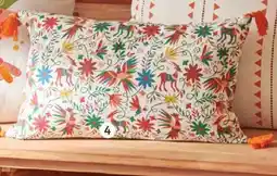 Auchan Coussin rectangulaire tatiana pompon actuel offre