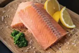 Auchan Sans marque portions de saumon sauvage congelées offre