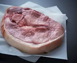 Auchan Supermarché Sans marque porc : rouelle jambon offre