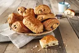 Auchan Supermarché Sans marque 10 pains au chocolat pur beurre offre