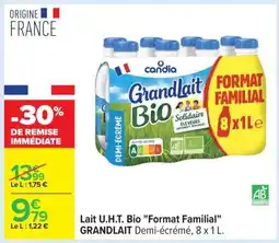 Carrefour Lait U.H.T. Bio Format Familial GRANDLAIT Demi-écrémé, 8 x 1 L offre