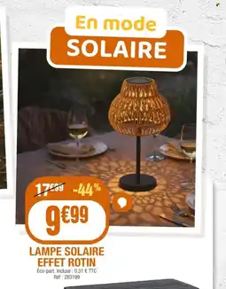 La Foir'Fouille Lampe solaire effet rotin offre